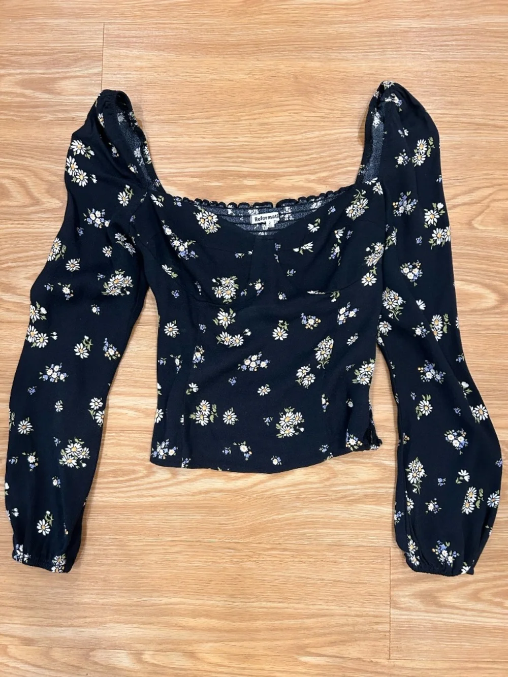 Reformation Daisy Black Floral Sweetheart Long Sleeve Top Size 2